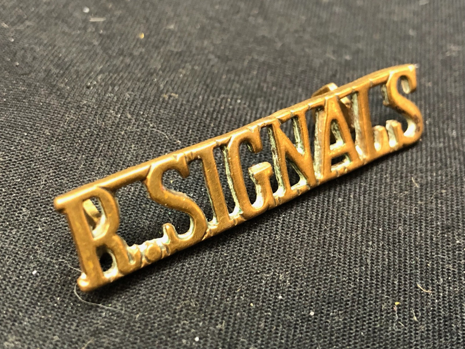 Original WW2 British Army Brass Shoulder Title - Royal Signals - The Militaria Shop