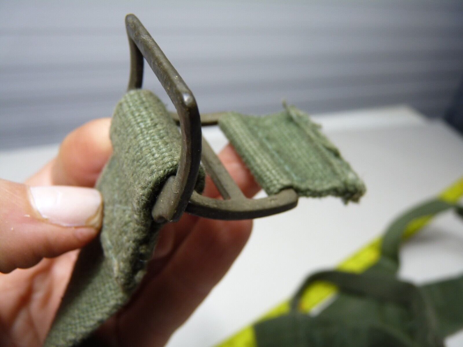Original WW2 British Army 44 Pattern Shoulder / Extended Equipment Strap - 1945 - The Militaria Shop