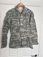 Charger l'image dans la galerie, Surplus US Army ACU Combat Uniform Jacket-Xsmall-XLarge - The Militaria Shop