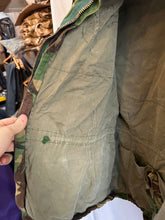 Load image into Gallery viewer, Genuine British Army Surplus DPM Camouflaged 1968 Pattern Smock - Size 40" Chest - The Militaria Shop