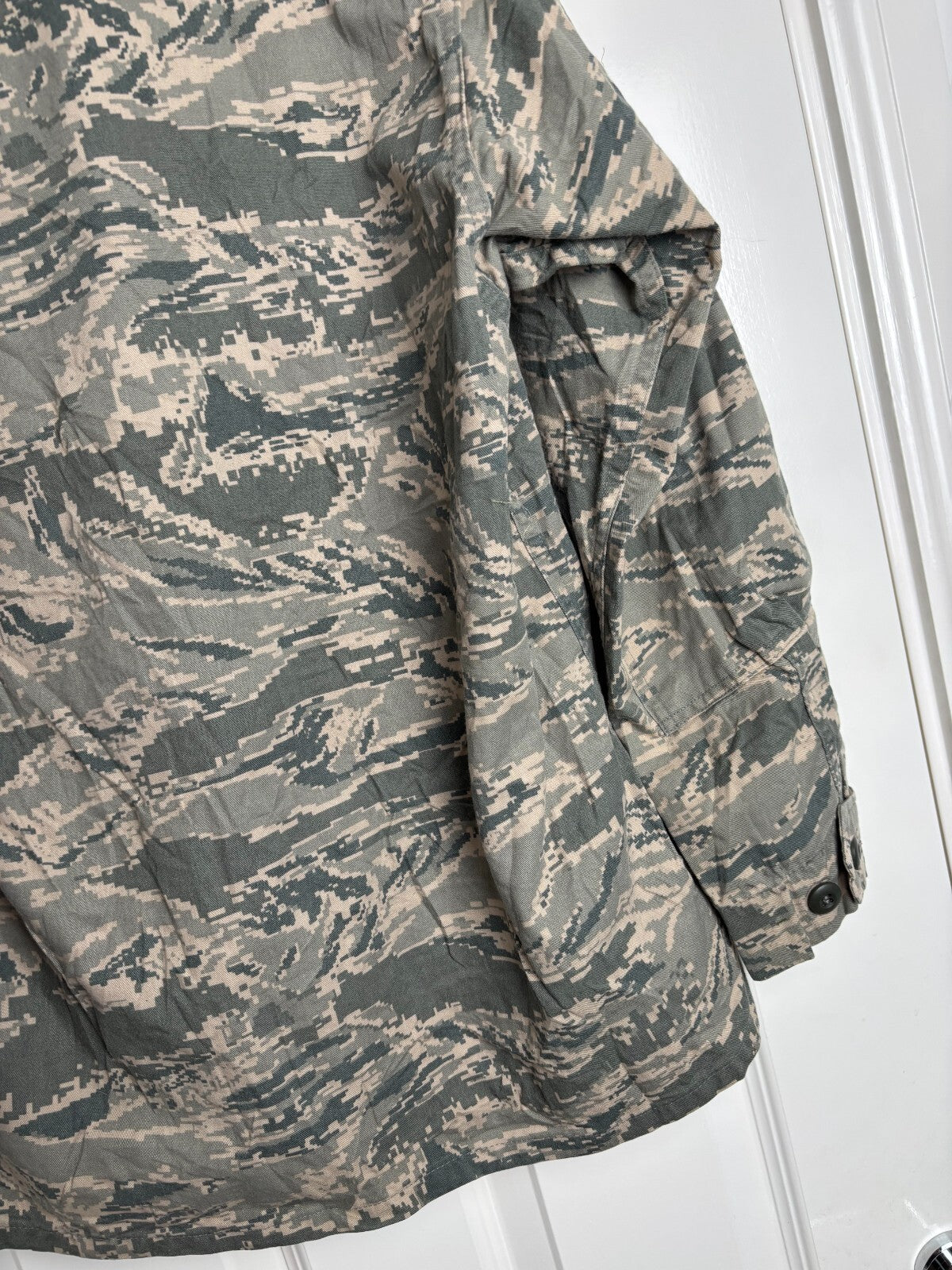 Surplus US Air Force UCP Uniform Jacket 8R - The Militaria Shop