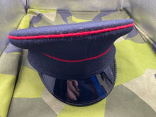 Lade das Bild in den Galerie-Viewer, Original British Army Royal Engineers Peaked Cap - Size 55cm - The Militaria Shop