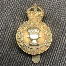 Load image into Gallery viewer, Original WW2 British Army Cap Badge - Catering Corps - The Militaria Shop