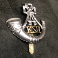 Load image into Gallery viewer, Original WW2 British Army Cap Badge - Kings Shropshire Light Infantry - The Militaria Shop