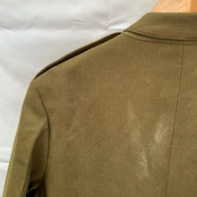 Charger l'image dans la galerie, Genuine British Army No.2 Dress Uniform Tunic Jacket - Size 182/104/88 - The Militaria Shop