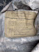 Load image into Gallery viewer, Surplus US Army ACU Combat Uniform Jacket-Medium Long - The Militaria Shop