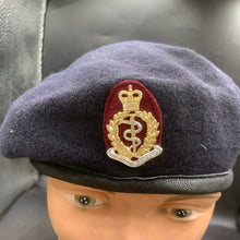 Charger l'image dans la galerie, British Army Welsh Guards Beret - Size 57 - The Militaria Shop
