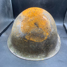 Charger l'image dans la galerie, Original British Army Mk4 Turtle Combat Helmet - The Militaria Shop
