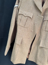 Charger l'image dans la galerie, Grade 1 British Army FAD No2 Dress Uniform Jacket - Size 170/92/76 - The Militaria Shop