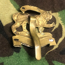 Load image into Gallery viewer, Original WW2 British Army Cap Badge - Leicestershire Regiment - The Militaria Shop