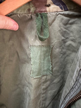 Load image into Gallery viewer, Genuine British Army Surplus DPM Camouflaged 1968 Pattern Smock - Size 40" Chest - The Militaria Shop