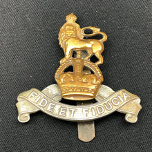 Charger l'image dans la galerie, Original British Army WW1 / WW2 Army Pay Corps Cap Badge - The Militaria Shop