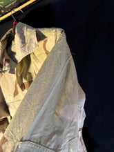 Load image into Gallery viewer, Gulf War US Army DCU Camouflaged Combat Field Coat/Jacket - Small/Short - The Militaria Shop