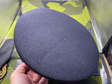 Lade das Bild in den Galerie-Viewer, Original British Army - REME Cap & Badge - Size 56cm - The Militaria Shop