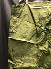 Charger l'image dans la galerie, British Royal Air Force Aircrew 22c Rainproof Trouers Ballyclare Mk2B - Size 4 - The Militaria Shop