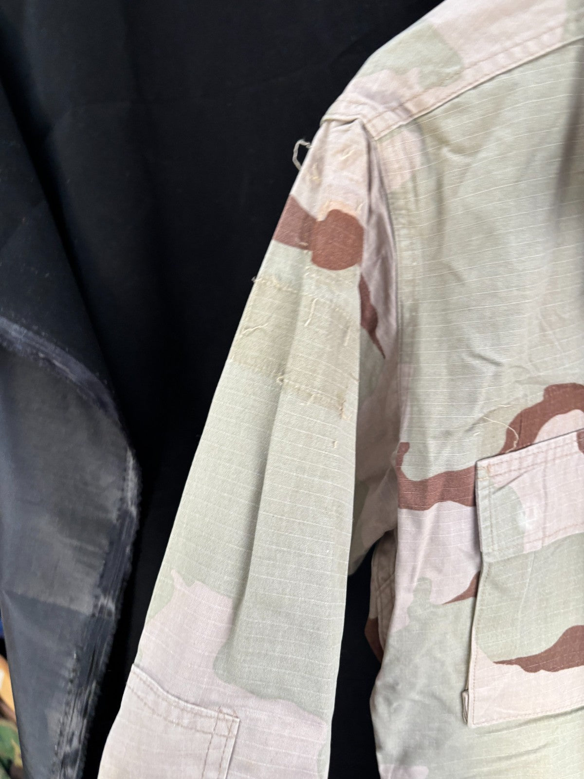 Gulf War US Army DCU Camouflaged Combat Field Coat/Jacket - Small/Long - The Militaria Shop