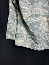 Load image into Gallery viewer, US Air Force Issue Tiger Stripe Camouflage Shirt - 37" Chest - The Militaria Shop