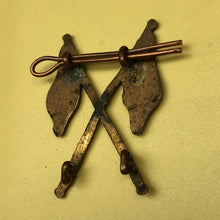 Load image into Gallery viewer, Original WW2 British Army Brass Signallers Flag Sleeve Badge - The Militaria Shop