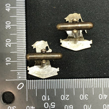 Charger l'image dans la galerie, British Army Yorkshire Regiment Cufflinks Set - The Militaria Shop