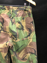 Charger l'image dans la galerie, Genuine British Army Rare Cadet Forces 68 Pattern DPM Trousers - Size 28" Waist - The Militaria Shop