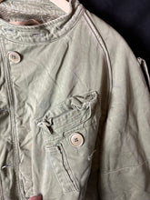 Lade das Bild in den Galerie-Viewer, Genuine British Army Issue 1950s Middle Parka Coat Size 3 - 43" Chest - RARE - The Militaria Shop