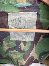 Load image into Gallery viewer, Surplus British Army DPM Pattern Camouflaged Smock Combat-42in Chest - The Militaria Shop
