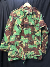 Load image into Gallery viewer, British Military Surplus Army DPM Camouflage Combat Smock - Size 170/96 - The Militaria Shop