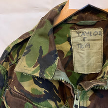 Load image into Gallery viewer, Genuine British Army Jungle DPM Camouflage Smock Combat Jacket - Size 170/112 - The Militaria Shop