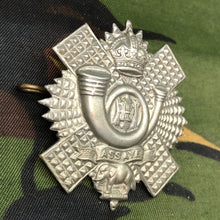 Load image into Gallery viewer, Original WW2 British Cap Badge - Highland Light Infantry - The Militaria Shop