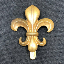 Load image into Gallery viewer, Original WW2 British Army Cap Badge - Manchester Regiment - The Militaria Shop