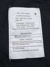 Lade das Bild in den Galerie-Viewer, Original British Army Guards Division Regimental Beret - Size 56cm - The Militaria Shop