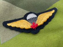 Lade das Bild in den Galerie-Viewer, Canadian Airborne Paratroopers Qualification Jump Wings Badge - The Militaria Shop