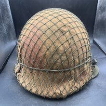 Charger l'image dans la galerie, Genuine Dutch Army M53 Euroclone of WW2 US M1 Camouflaged Helmet & Liner Set - The Militaria Shop