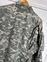 Charger l'image dans la galerie, Surplus US Army ACU Combat Uniform Jacket-Large X Long - The Militaria Shop