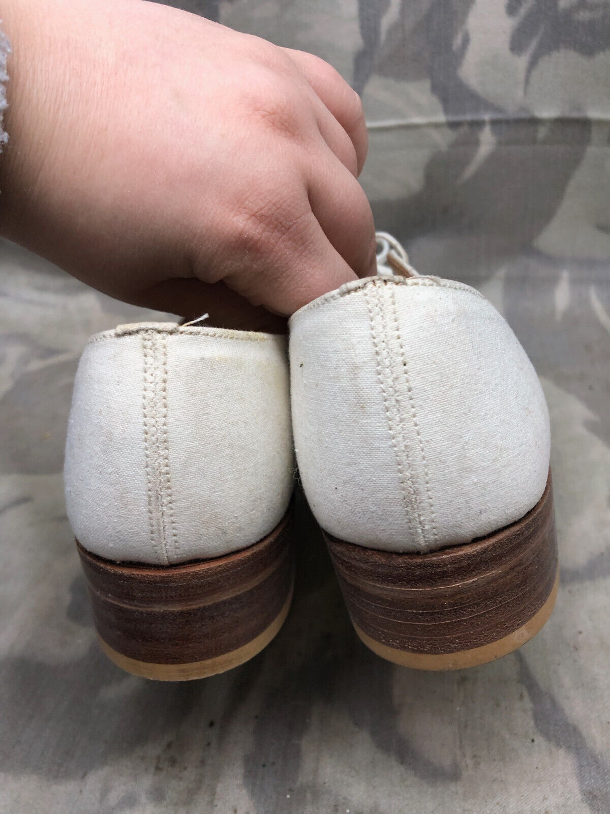 Genuine British Army Women's White Summer Shoes - WW2 Pattern - Size UK 4.5 S - The Militaria Shop
