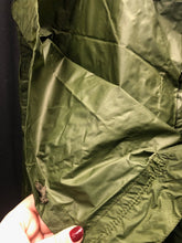 Charger l'image dans la galerie, British Royal Air Force Aircrew 22c Rainproof Trouers Ballyclare Mk2B - Size 4 - The Militaria Shop