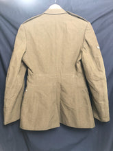 Charger l'image dans la galerie, Genuine British Army No.2 Dress Uniform Jacket - Grade 1 - Size 170/100/84 - The Militaria Shop