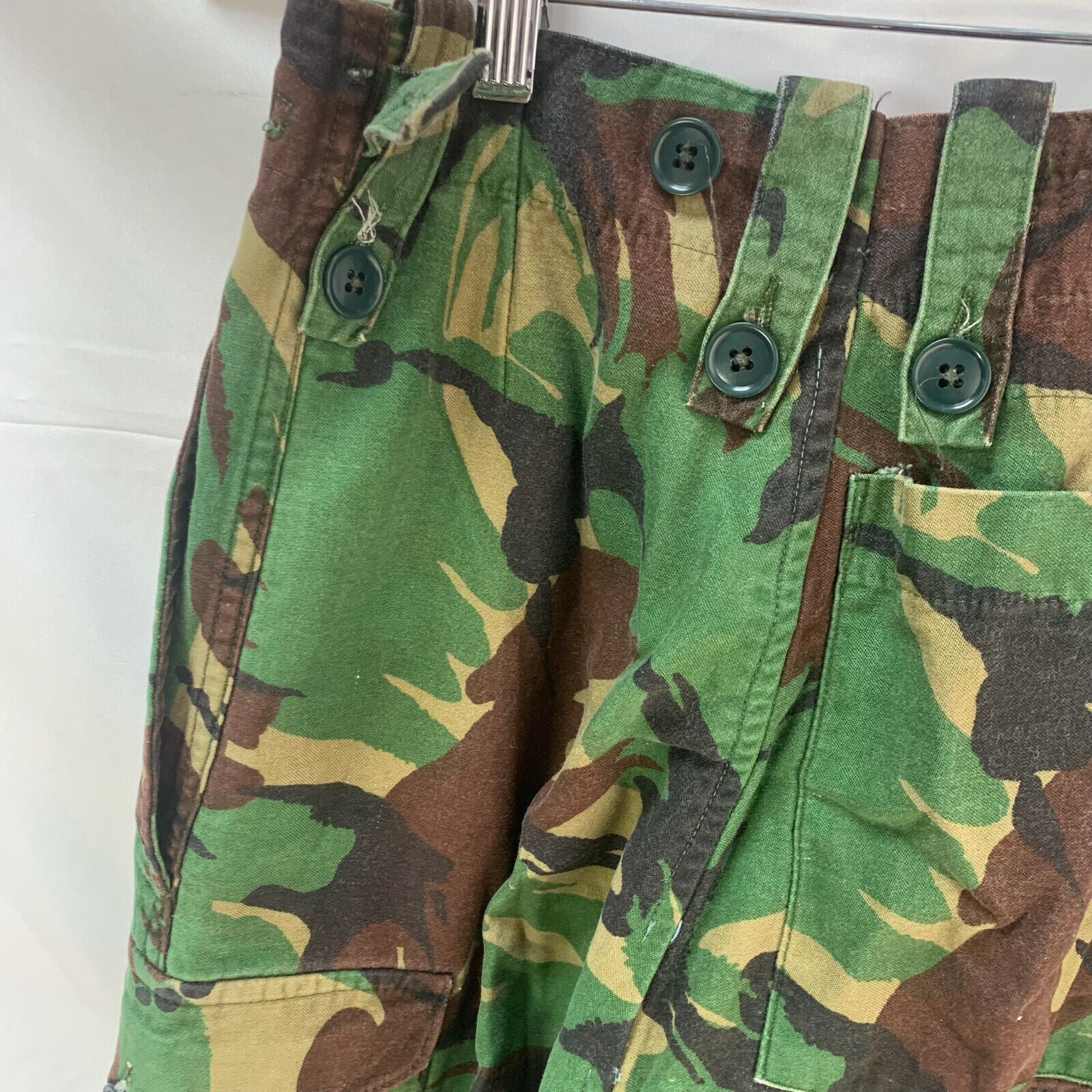 Genuine British Army 68 Pattern DPM Jungle Camouflaged Trousers - Size 28" Waist - The Militaria Shop