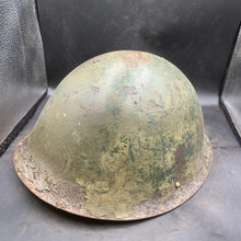 Charger l'image dans la galerie, Original British Army Mk4 Turtle Combat Helmet - The Militaria Shop