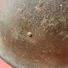 Load image into Gallery viewer, Original British / Canadian Army WW2 Soldiers Military Combat Mk3 Turtle Helmet - The Militaria Shop