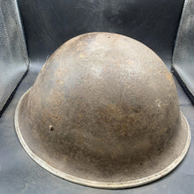 Lade das Bild in den Galerie-Viewer, Original British/Canadian Army WW2 Mk3 Turtle High Rivet Combat Steel Helmet - The Militaria Shop