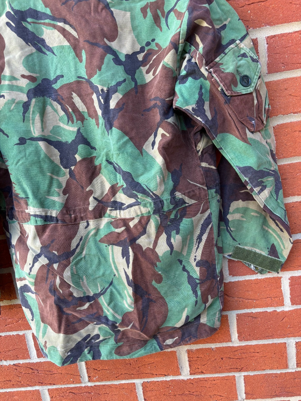 Surplus British Army DPM Smock Combat Size 170/96 - The Militaria Shop