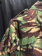 Load image into Gallery viewer, Vintage British Army Surplus Camouflaged Combat DPM Jacket - Size 180/96 - The Militaria Shop