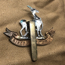 Load image into Gallery viewer, Genuine British Army Cap Badge - Royal Warwickshire Regiment - The Militaria Shop
