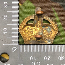 Load image into Gallery viewer, Original WW1/WW2 British Army Rank Crown - The Militaria Shop