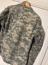 Load image into Gallery viewer, Surplus US Army ACU Combat Uniform Jacket -Size Medium-Regular - The Militaria Shop