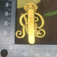 Load image into Gallery viewer, Original WW1 British Army Norfolk Yeomanry George V Cap Badge - The Militaria Shop
