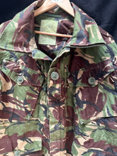 Lade das Bild in den Galerie-Viewer, Genuine British Army DPM Camouflaged Combat Field Jacket - Size 170/104 - The Militaria Shop