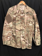 Lade das Bild in den Galerie-Viewer, British Army MTP Camouflaged Combat Jacket Warm Weather - Size 40" Chest - The Militaria Shop