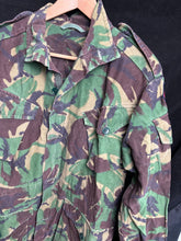 Load image into Gallery viewer, Surplus British Army DPM Pattern Camouflaged Smock Combat-40in Chest - The Militaria Shop